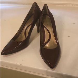 Tahari Malka pumps.  Burgundy patent in Leather.
